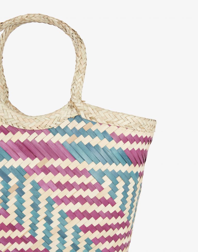 Close-up view Tote Bag done at individually crafted in the Masasi area using traditional techniques, African Palms