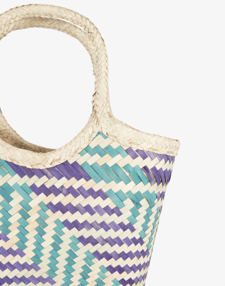 Close-up view Tote Bag done at individually crafted in the Masasi area using traditional techniques, African Palms