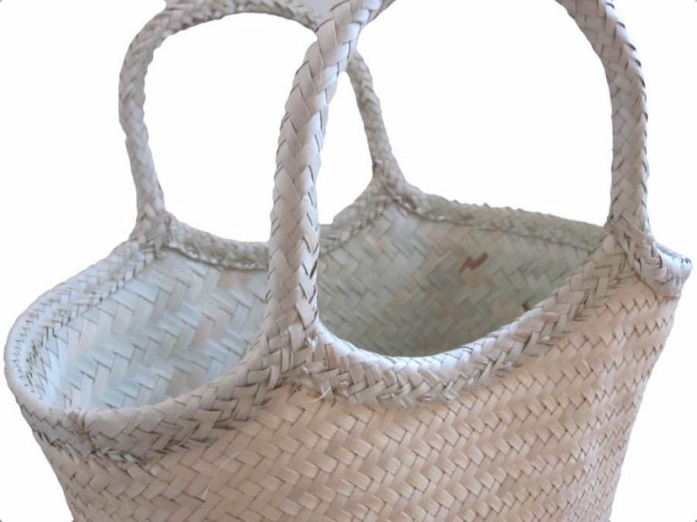 Close-up view Natural Design tote bag done at individually crafted in the Masasi area using traditional techniques, African Palms
